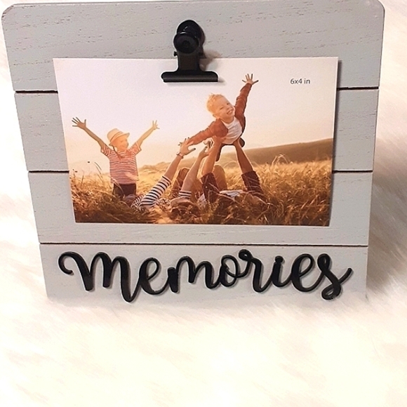 NWOT: Memories- Best Way to DISPLAY! - Picture 3 of 5
